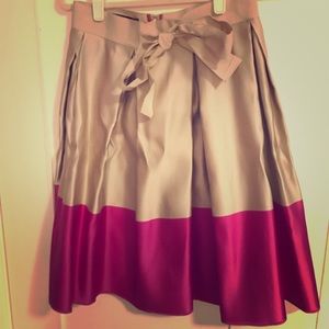 NWT Carolina Herrera 100% silk skirt size:8
